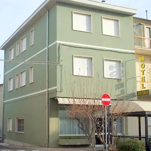 2* Hotel Cucciolo